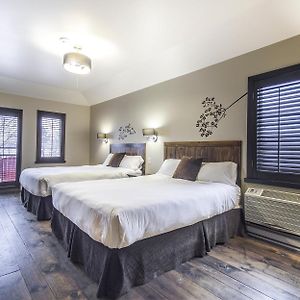 Quadruple Room Lake View